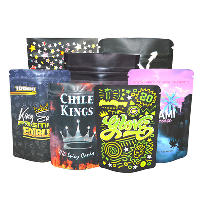 Supplier Custom Packaging Smell Proof Zipper Mylar Bags 500mg/600mg Edible Candy Gummy Packaging